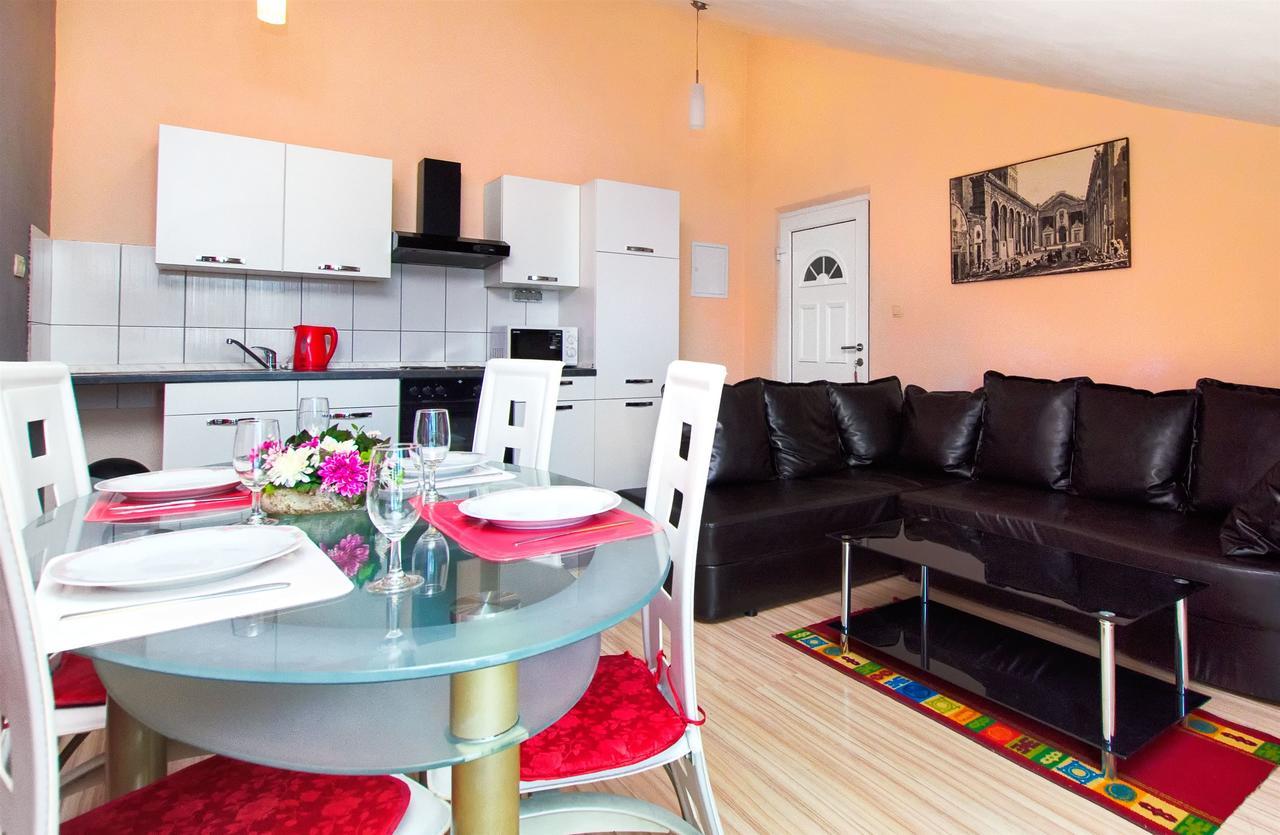 Apartments Martina Marina Extérieur photo